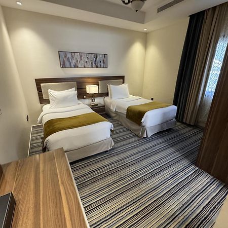 ג'דה Friesian Hotel Suites מראה חיצוני תמונה