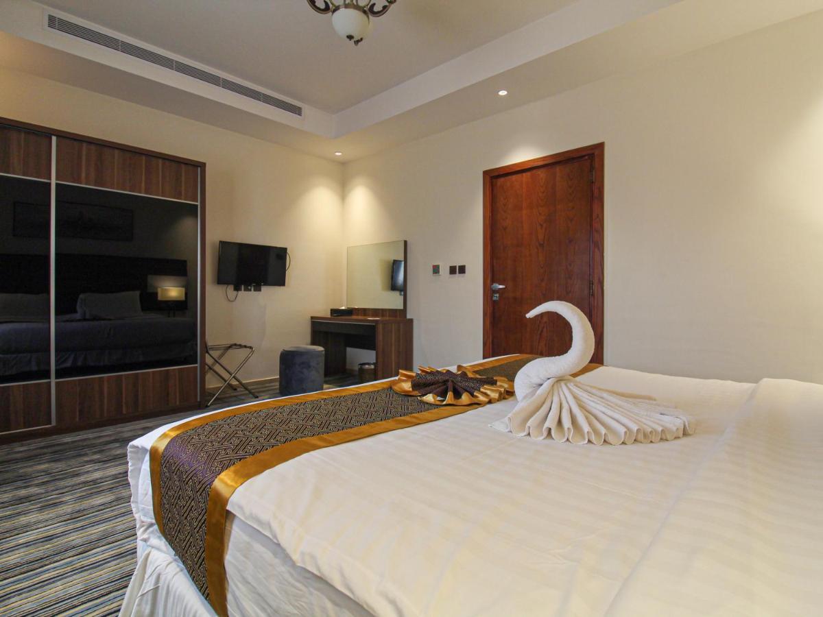 ג'דה Friesian Hotel Suites מראה חיצוני תמונה