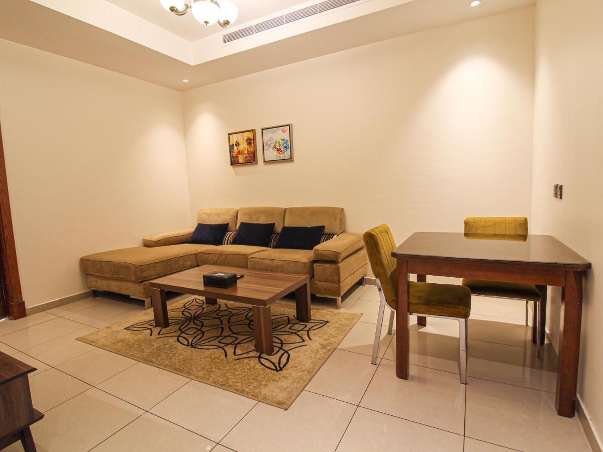ג'דה Friesian Hotel Suites מראה חיצוני תמונה