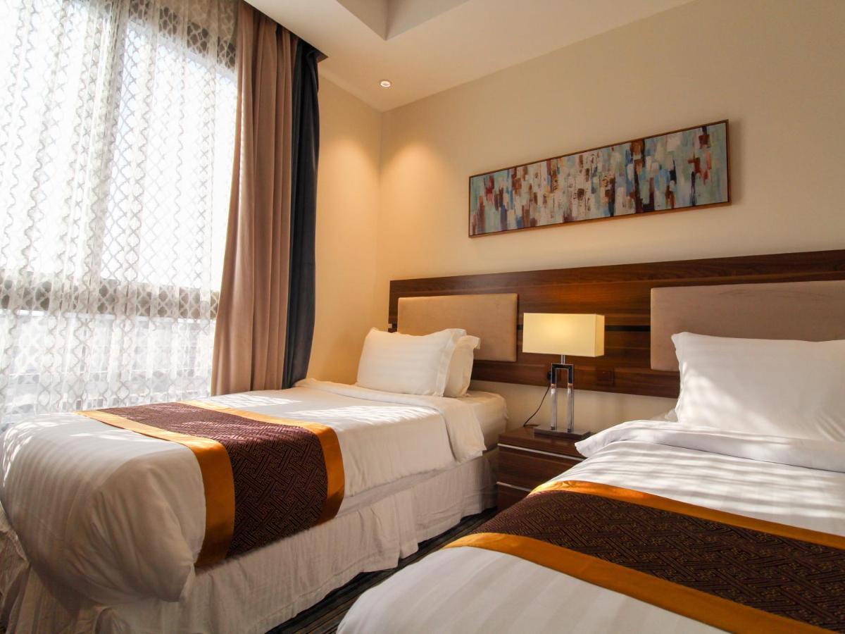 ג'דה Friesian Hotel Suites מראה חיצוני תמונה
