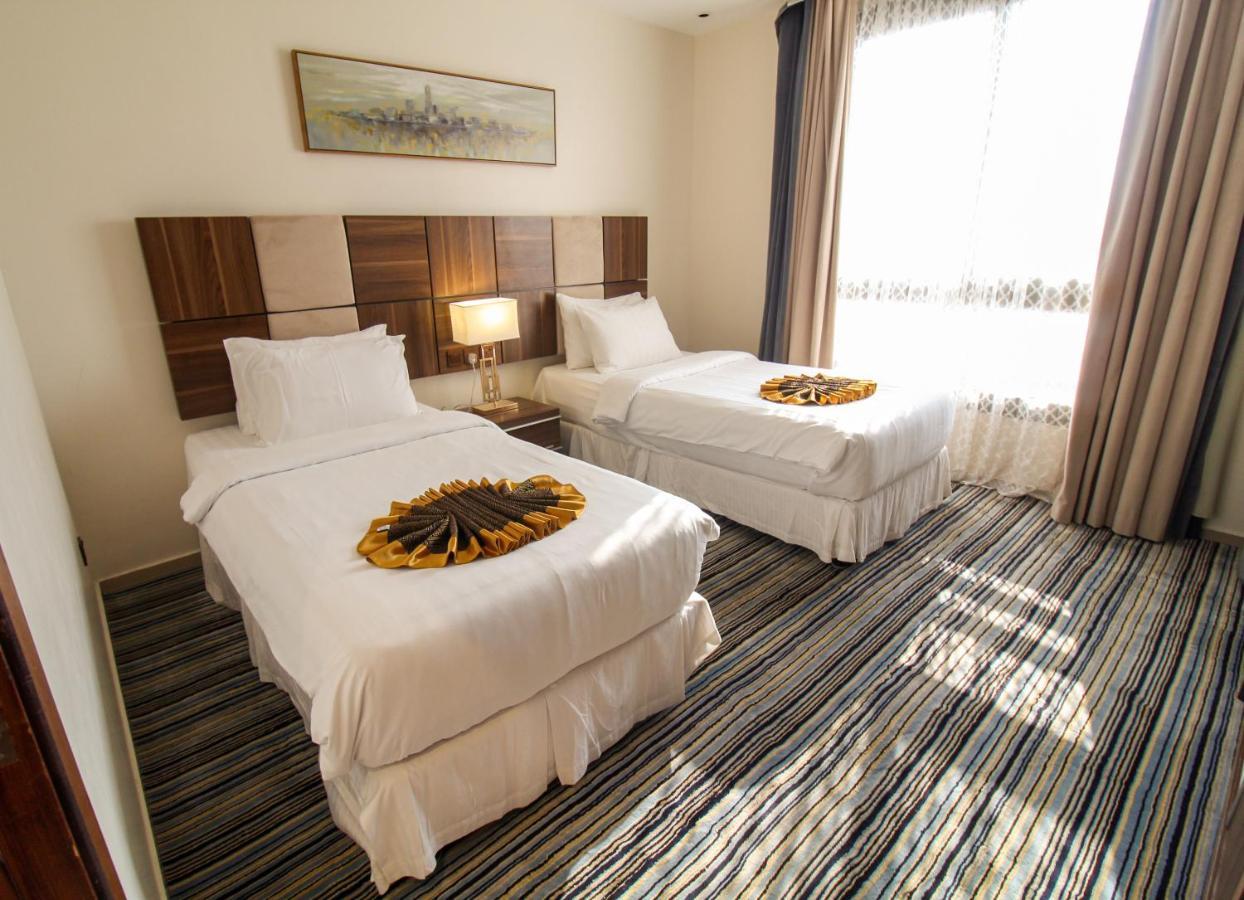 ג'דה Friesian Hotel Suites מראה חיצוני תמונה