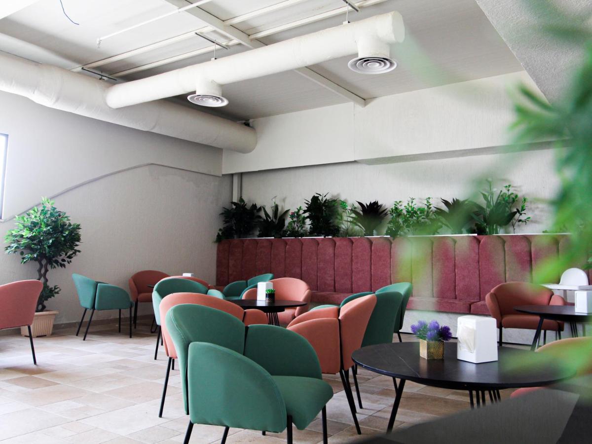 ג'דה Friesian Hotel Suites מראה חיצוני תמונה