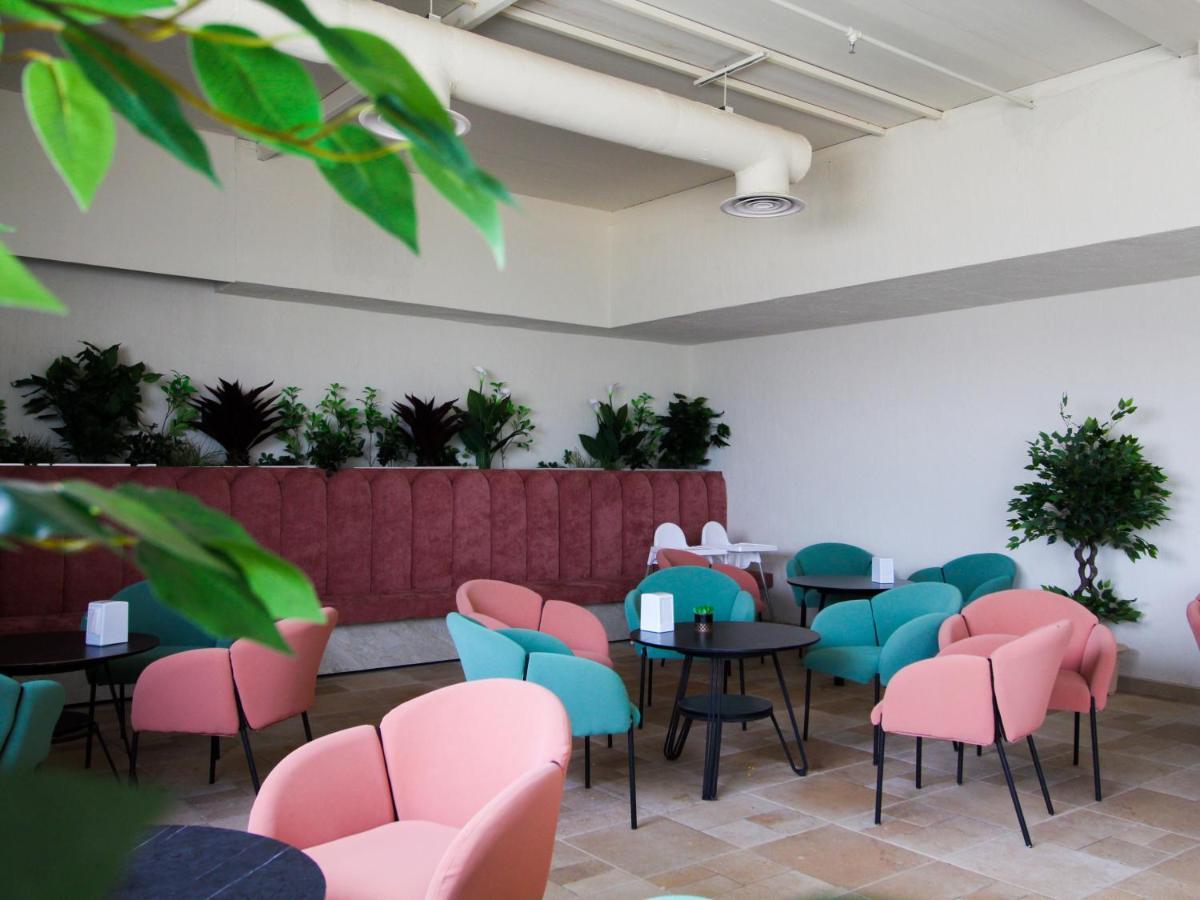 ג'דה Friesian Hotel Suites מראה חיצוני תמונה