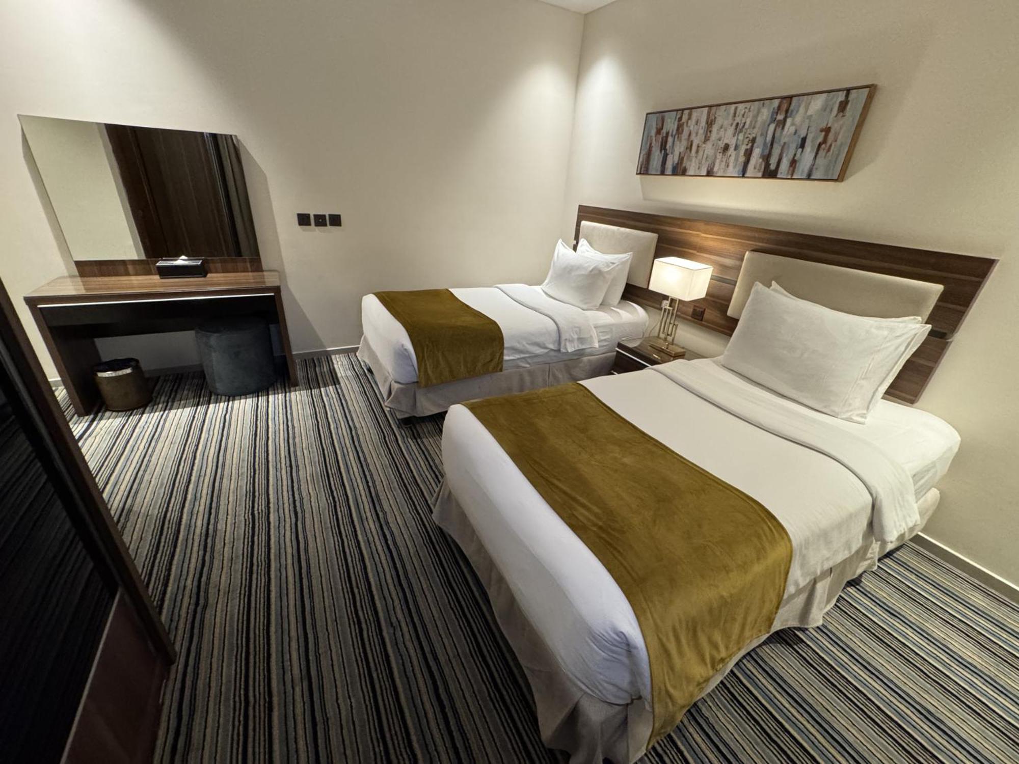 ג'דה Friesian Hotel Suites מראה חיצוני תמונה