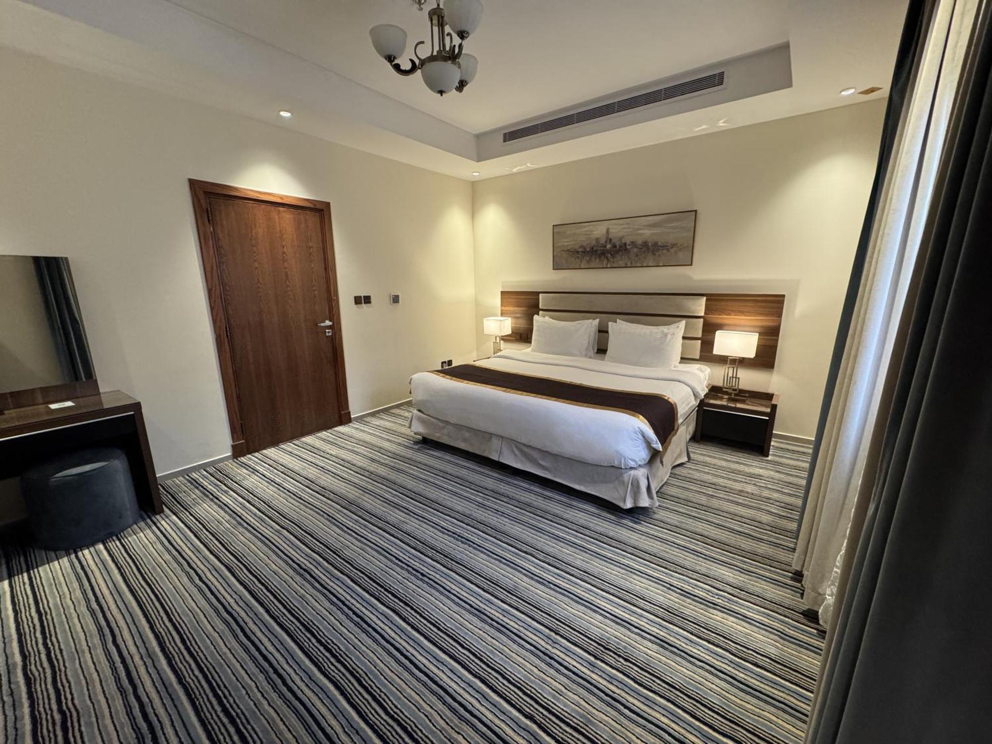 ג'דה Friesian Hotel Suites מראה חיצוני תמונה